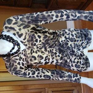 LADIES TOP Size M Tan/Black